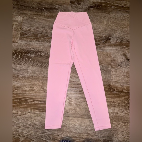 OFFLINE By Aerie Real Me High Waisted Crossover Legging color club pink - Picture 4 of 7